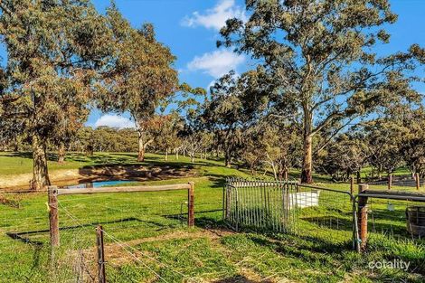 Property photo of 7 Whispering Wall Road Williamstown SA 5351