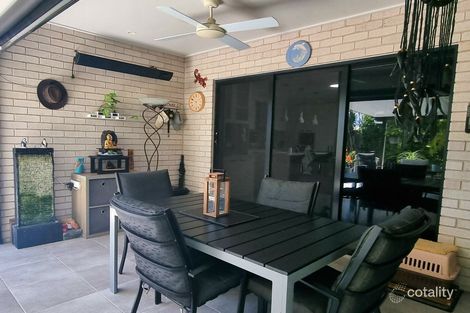 Property photo of 30 Lakeside Crescent Ningi QLD 4511