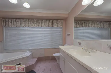 Property photo of 29 Roslyn Place Cherrybrook NSW 2126