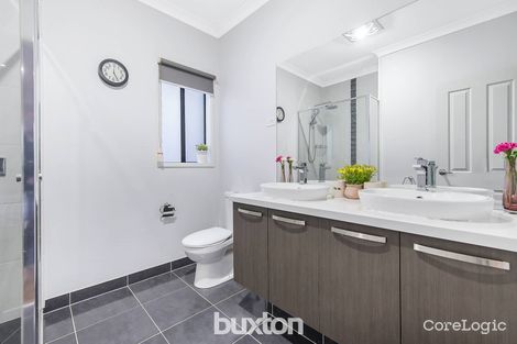 Property photo of 6 Snowdrop Drive Keysborough VIC 3173