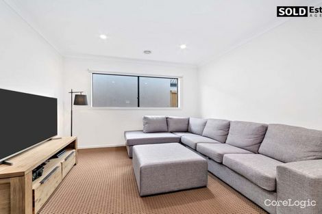 Property photo of 115 Moxham Drive Clyde North VIC 3978