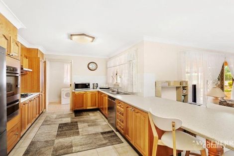 Property photo of 13 Holly Close Lake Haven NSW 2263