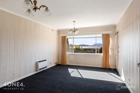 Property photo of 2/2 Mansell Court Sandy Bay TAS 7005