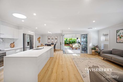 Property photo of 6 Eleanor Close Hamlyn Terrace NSW 2259