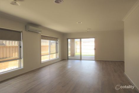 Property photo of 32 Stonebridge Road Drysdale VIC 3222