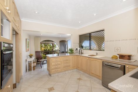 Property photo of 8 Cottesmore Crescent Castle Hill QLD 4810