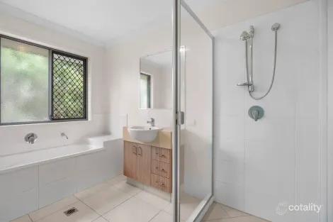 Property photo of 3/4 Pimento Place Springfield Lakes QLD 4300