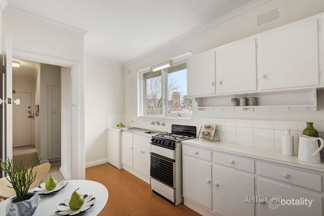 Property photo of 11/8 Grandview Grove Prahran VIC 3181