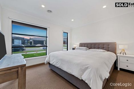 Property photo of 115 Moxham Drive Clyde North VIC 3978