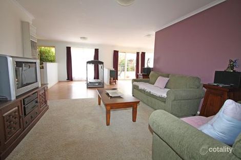Property photo of 2 John Dwyer Crescent Bungendore NSW 2621