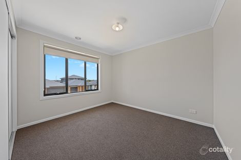 Property photo of 12 Gian Street Clyde VIC 3978