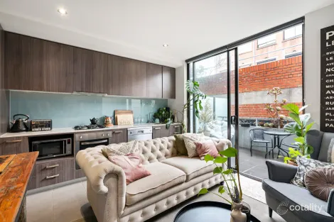 Property photo of 10/96 Charles Street Fitzroy VIC 3065
