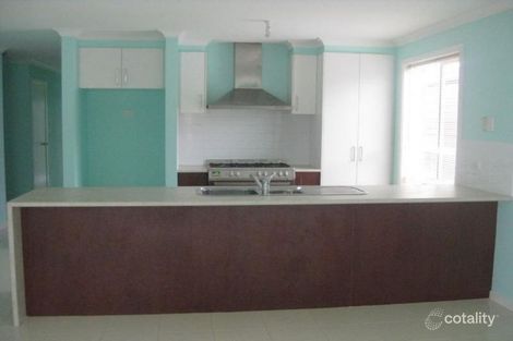 Property photo of 2 Azure Drive Tarneit VIC 3029