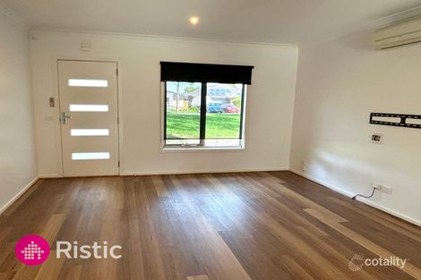Property photo of 50 Etheridge Lane Craigieburn VIC 3064