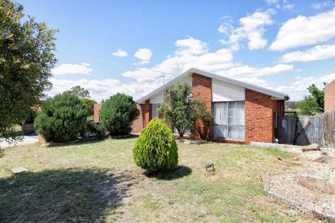 Property photo of 6 Linden Close Meadow Heights VIC 3048