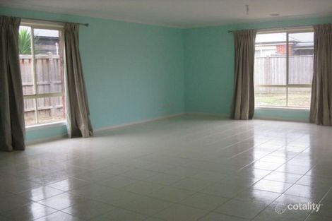 Property photo of 2 Azure Drive Tarneit VIC 3029