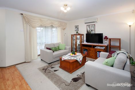Property photo of 3 Bysouth Court Pakenham VIC 3810