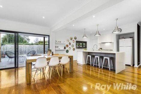 Property photo of 33 Shaftsbury Drive Mulgrave VIC 3170