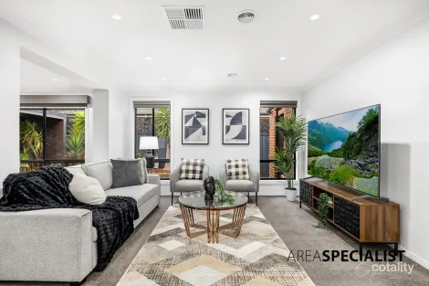 Property photo of 15 Viewline Way Lyndhurst VIC 3975