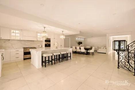 Property photo of 8 Pleasure Point Road Pleasure Point NSW 2172