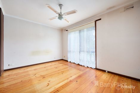 Property photo of 10 Oakdene Court Noble Park North VIC 3174