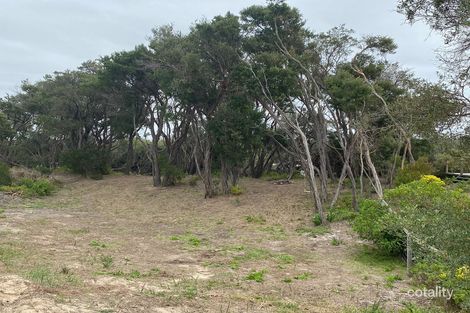 30 Pacific Ct, Golden Beach, VIC 3851