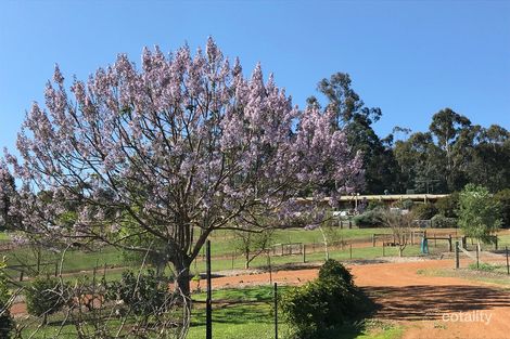 Property photo of 11 Nickajack Place Kangaroo Gully WA 6255