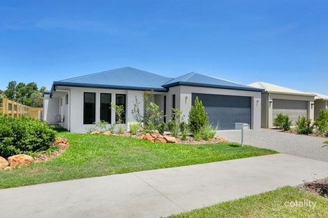5 Barratta Cir, Trinity Park, QLD 4879
