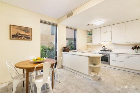 Property photo of 1A/29 Queens Road Melbourne VIC 3004
