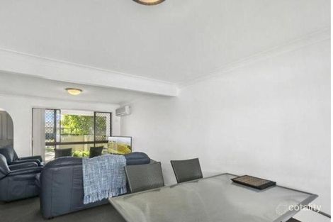 Property photo of 21/2-34 Karbunya Street Mermaid Waters QLD 4218