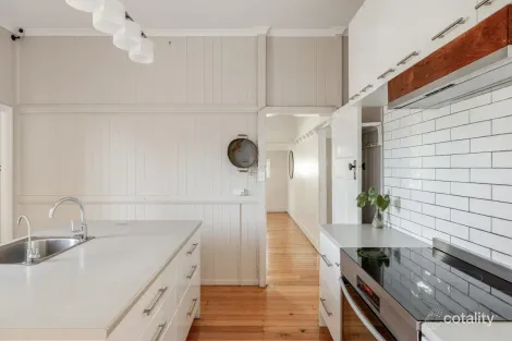 Property photo of 57 Anzac Avenue Newtown QLD 4350