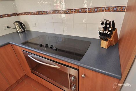 Property photo of 14 Stoke Heath Way Caroline Springs VIC 3023