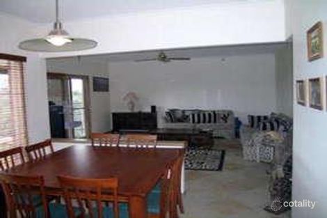 Property photo of 30 Halcyon Way Narre Warren South VIC 3805