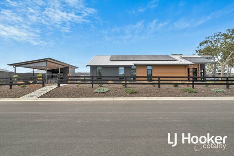 Property photo of 8 Dunnfield Drive Mount Torrens SA 5244
