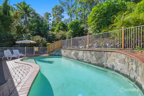 Property photo of 13 Waitara Place Robina QLD 4226