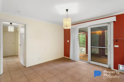 Property photo of 18 Muir Street Kangaroo Flat VIC 3555