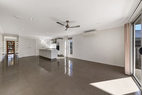 Property photo of 2/34 Christina Road Clinton QLD 4680