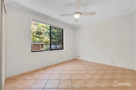 Property photo of 27 Greenwich Court Alexandra Hills QLD 4161