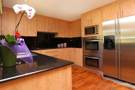 Property photo of 6 Stopford Crescent Fadden ACT 2904