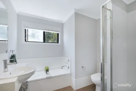 Property photo of 4/50 Hill Crescent Carina Heights QLD 4152