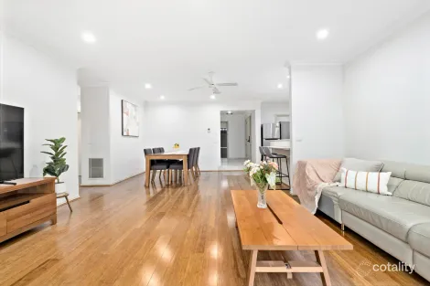 Property photo of 2/3 Piperita Road Ferntree Gully VIC 3156