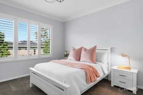 Property photo of 15 Rainforest Place Figtree NSW 2525