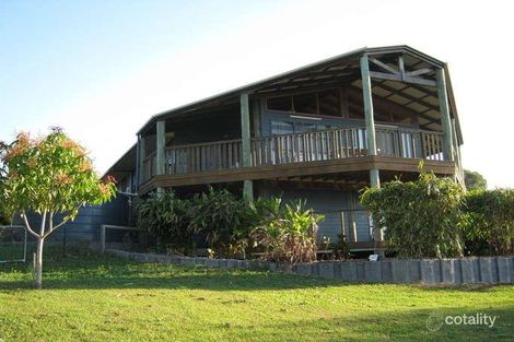 28-32 Hennessy Dr, Dundowran Beach, QLD 4655