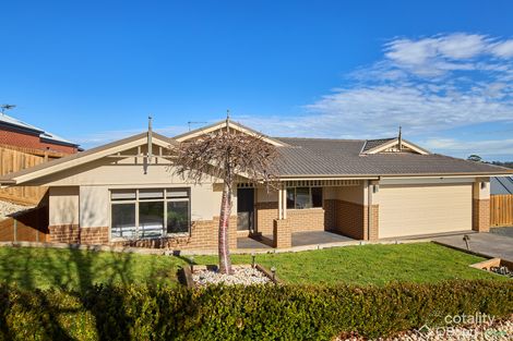 44 Kensington Sq, Drouin, VIC 3818