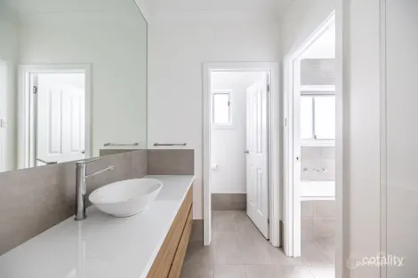 Property photo of 5 Emerald Drive Mount Gambier SA 5290