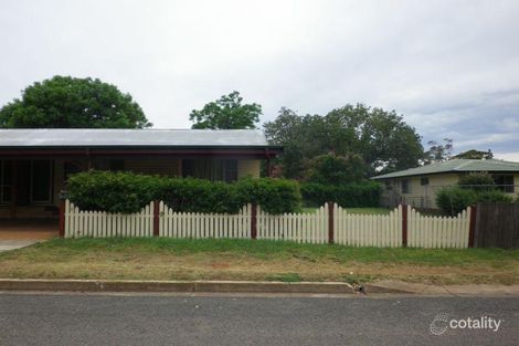 4/81 Waverley St, Scone, NSW 2337