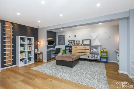 Property photo of 16 Ruff Street Norman Gardens QLD 4701