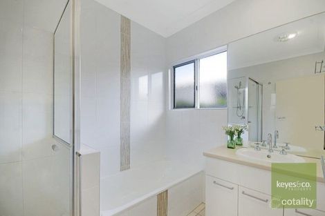 Property photo of 19 Springbrook Parade Idalia QLD 4811