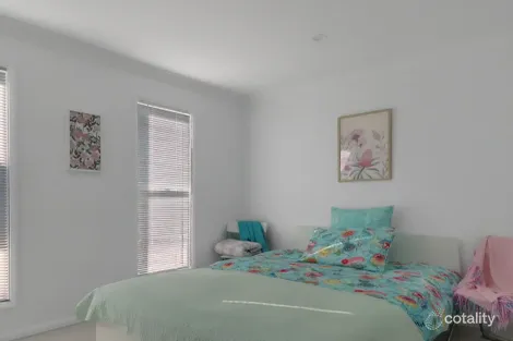 Property photo of 68-72 White Place Kooralbyn QLD 4285