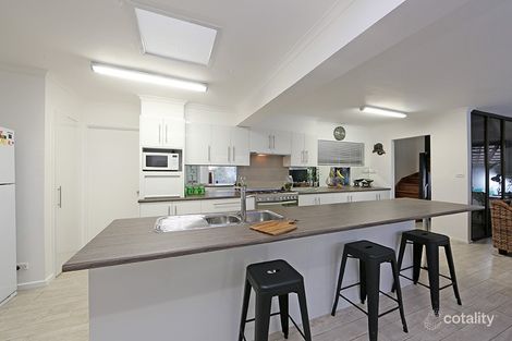 Property photo of 8 Faversham Square Ferntree Gully VIC 3156